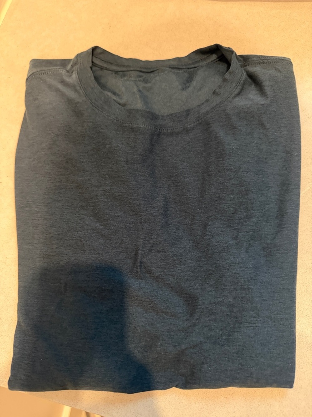 Vuori navy crew tee with logo patch